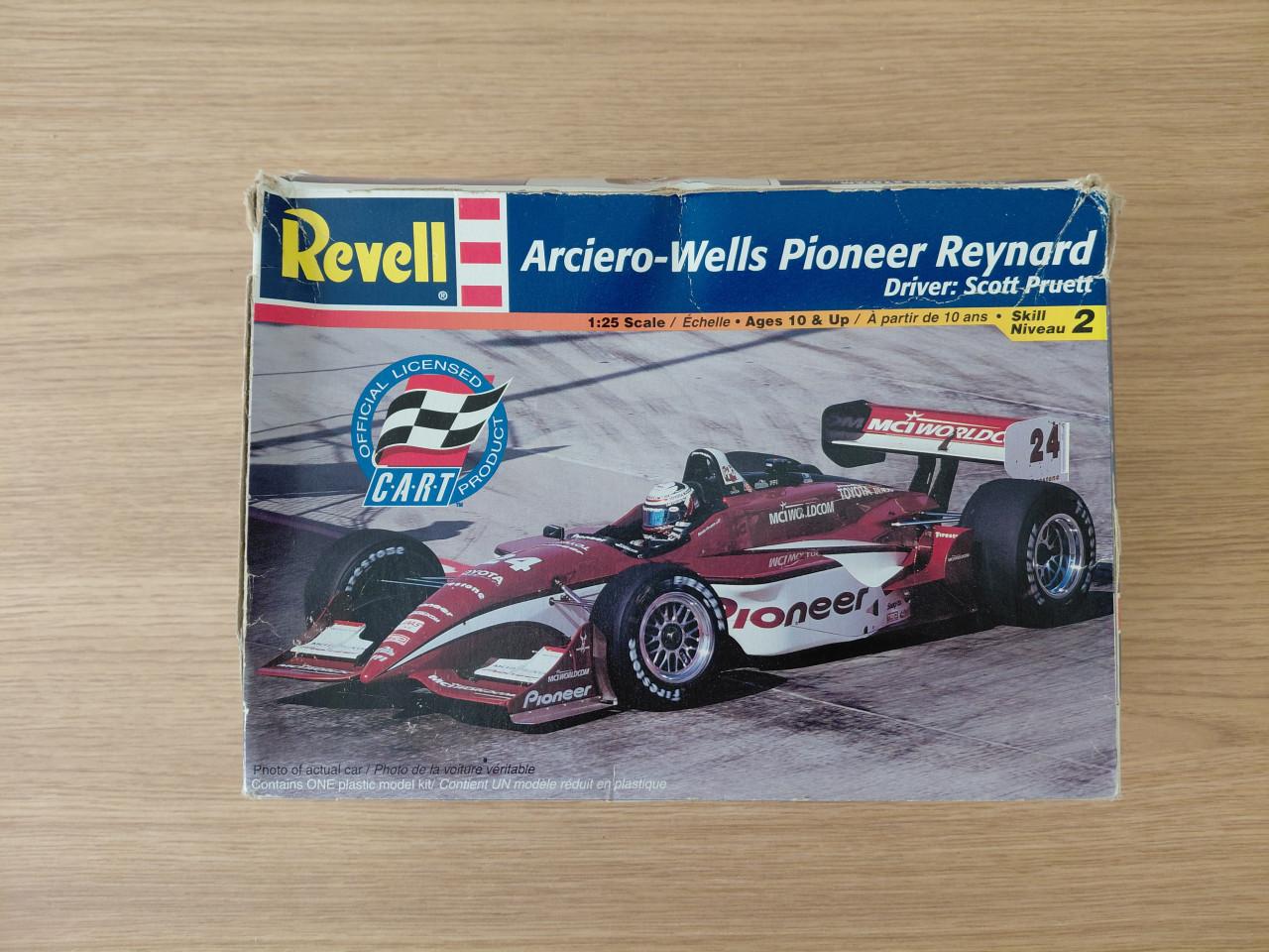 Revell Indycar Arciero-Wells Pioneer Reynard