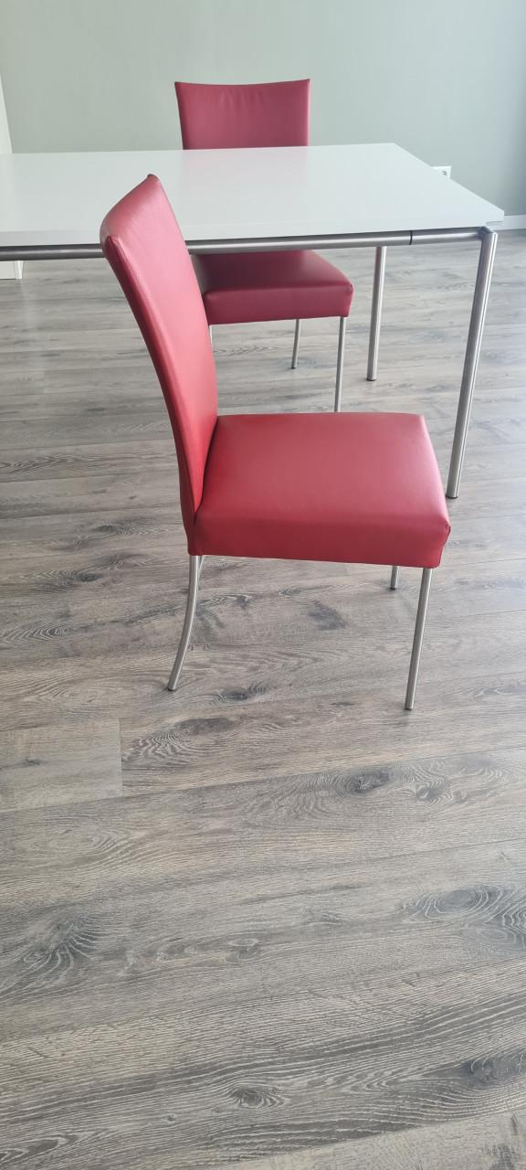2 Eetkamerstoelen Bert Plantagie