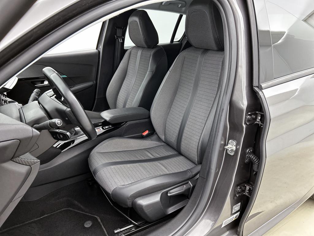 Peugeot 208 100 pk allure pack | rijklaar | keyless entry | camera | apple 