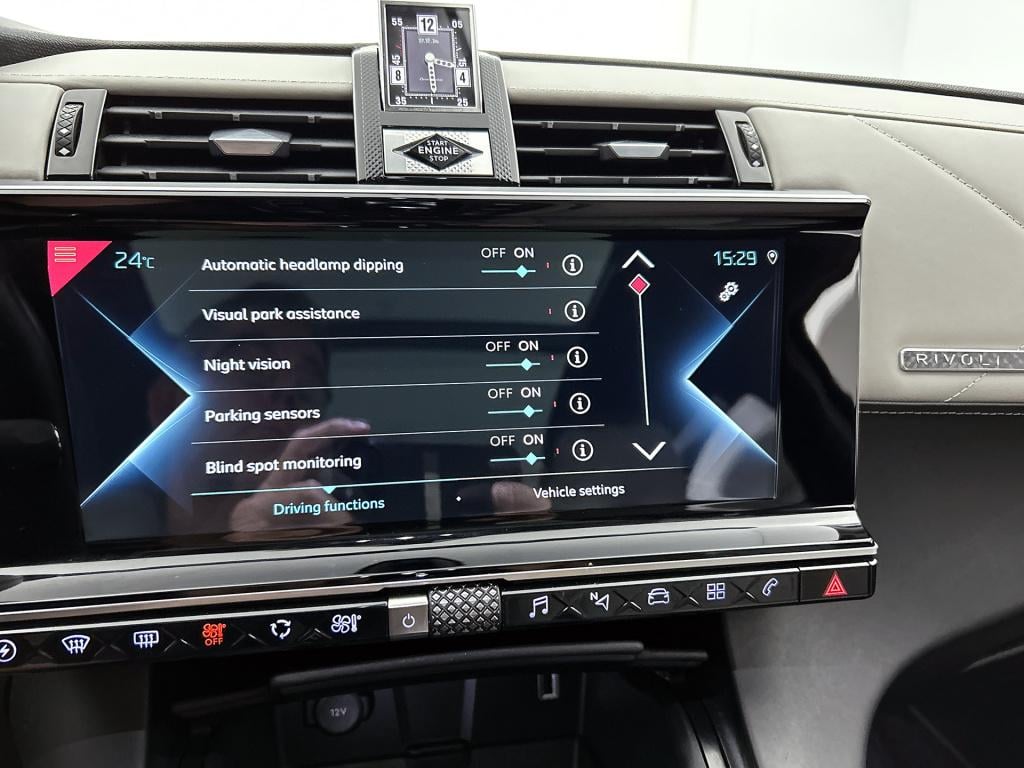 Ds Ds 7 crossback e-tense 300pk 4x4 automaat rivoli | rijklaar | panoramada