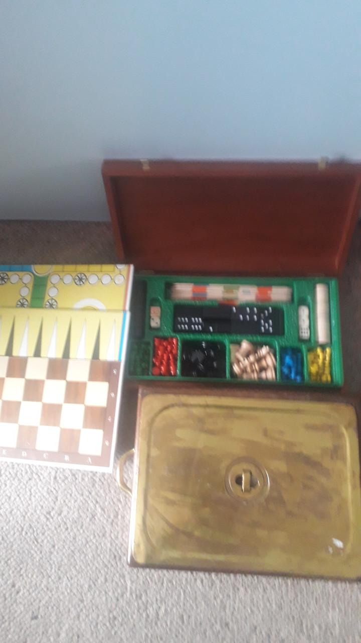 Spelmagazijnen en bordspellen