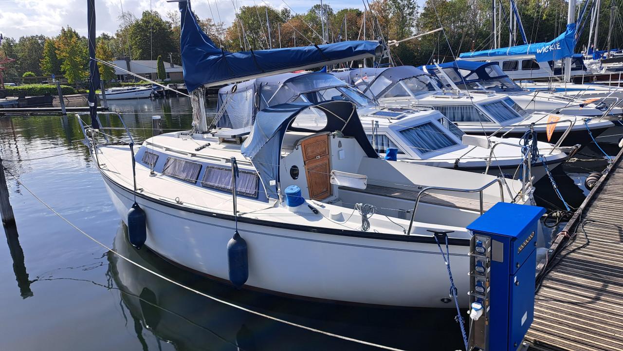 Dufour 2800