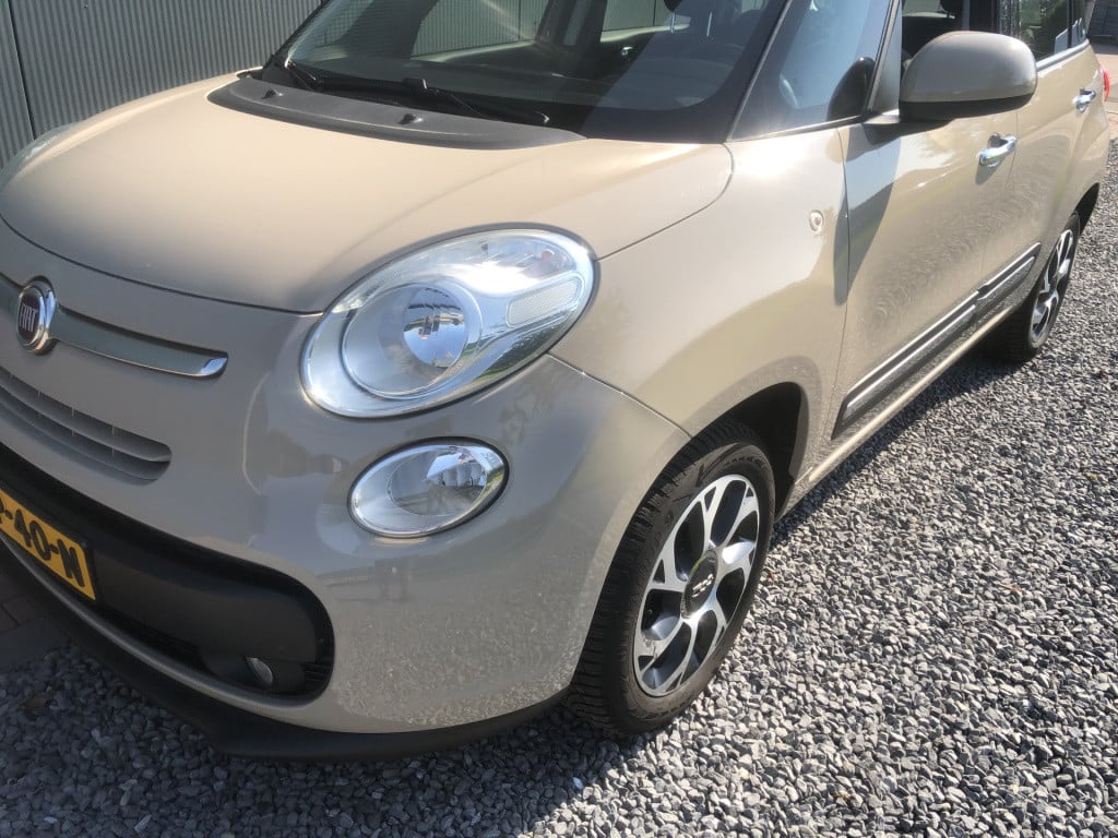 Fiat 500 L living 1.4 t-jet 120pk lounge panoramadak 5-drs