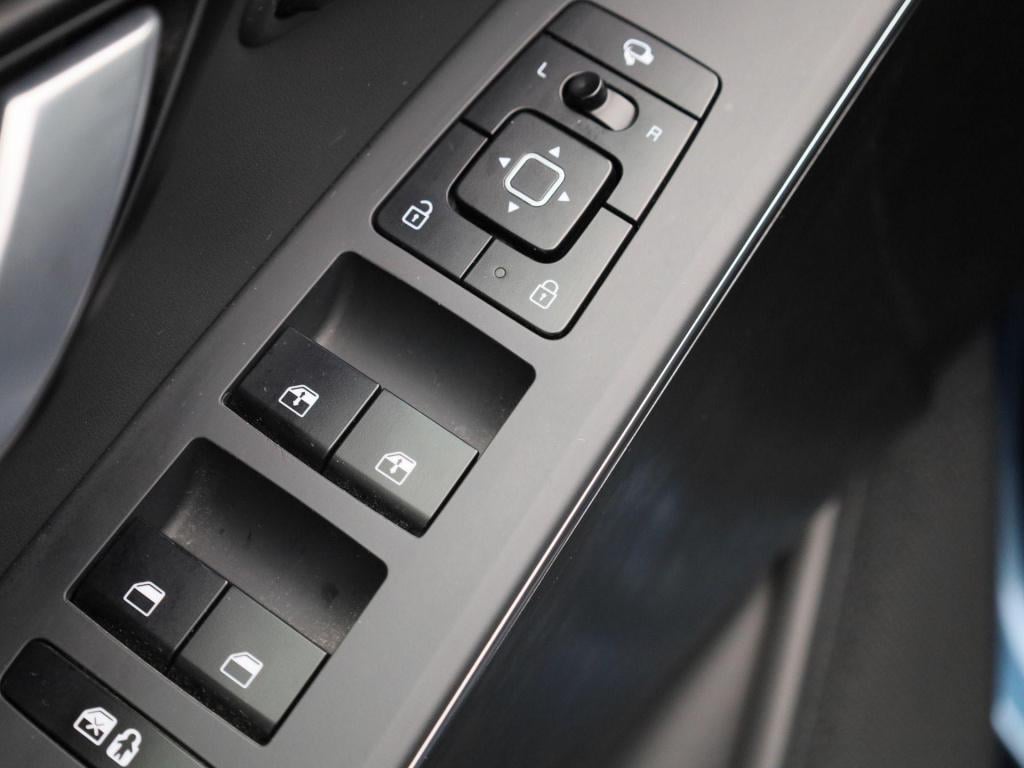 Kia Niro 1.6 gdi phev launch edition | automaat | apple carplay / android a