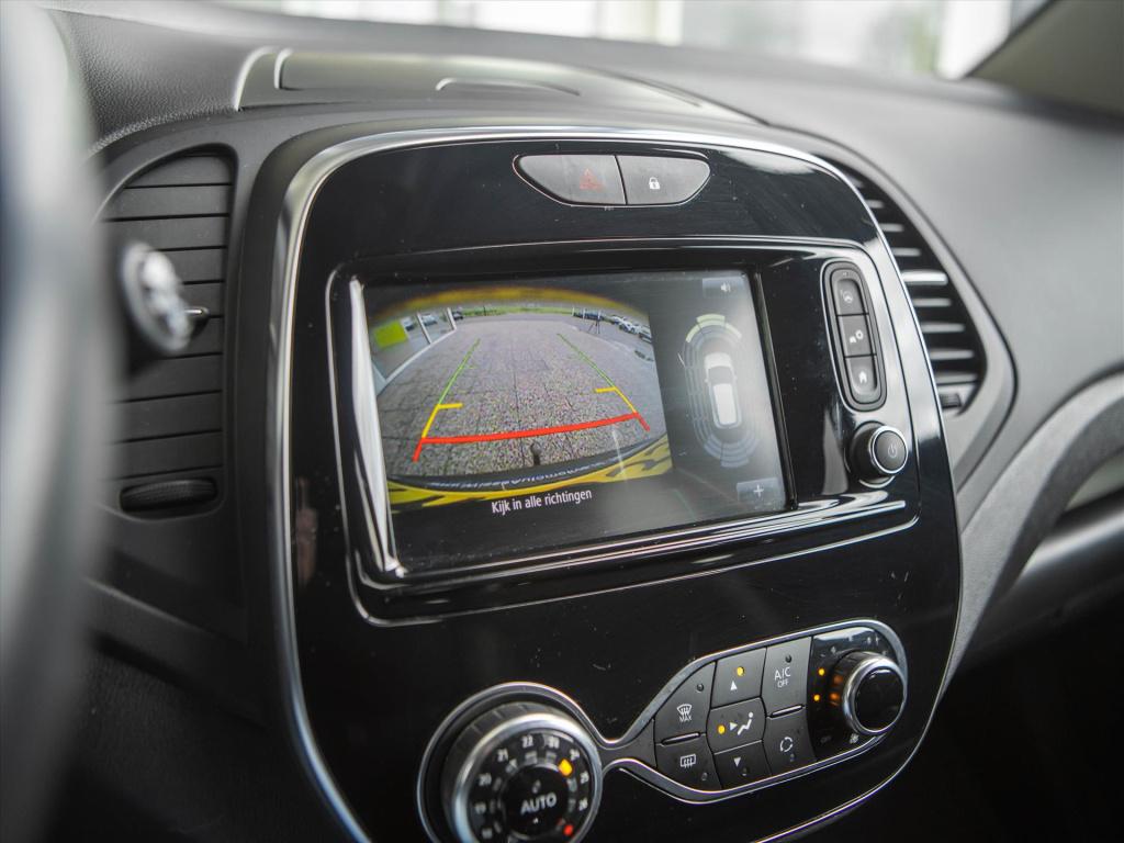 Renault Captur tce 90pk intens | trekhaak | navigatie | park. sensoren | cr