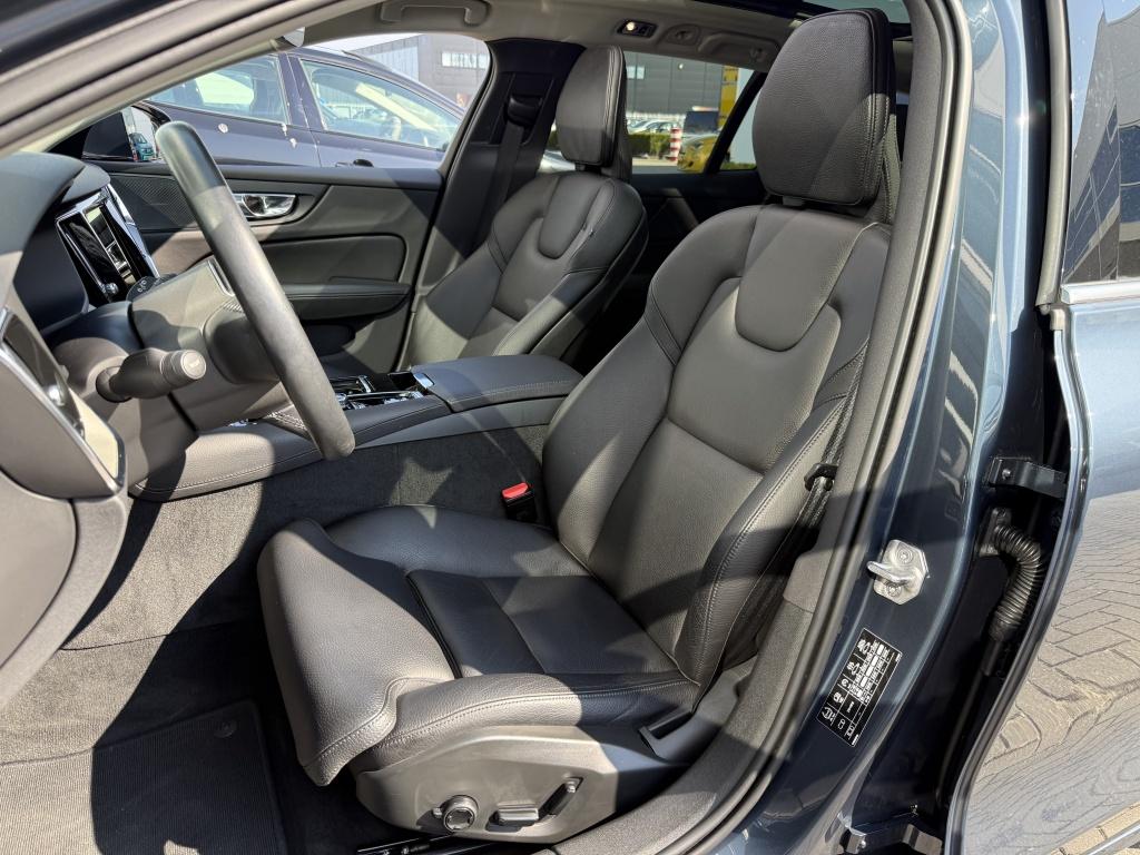 Volvo V60 t6 340pk recharge inscription| full options ! trekhaak