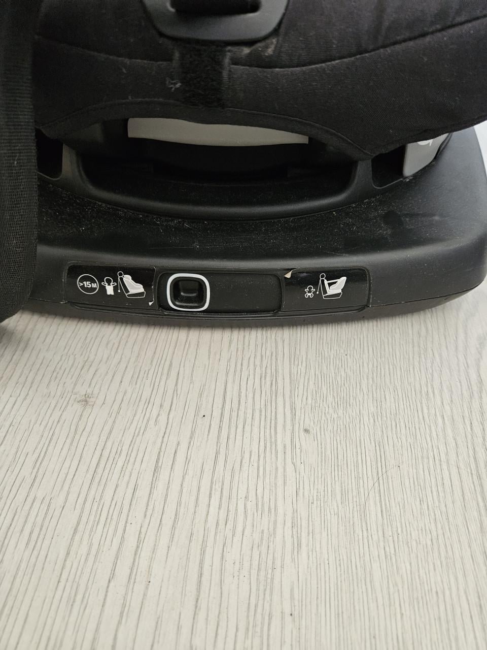 Autostoel Maxi Cosi AxissFix, zwart, draaibaar, 61 cm - 104 cm