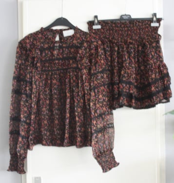 Set blouse en rok met bloemenprint maat 38