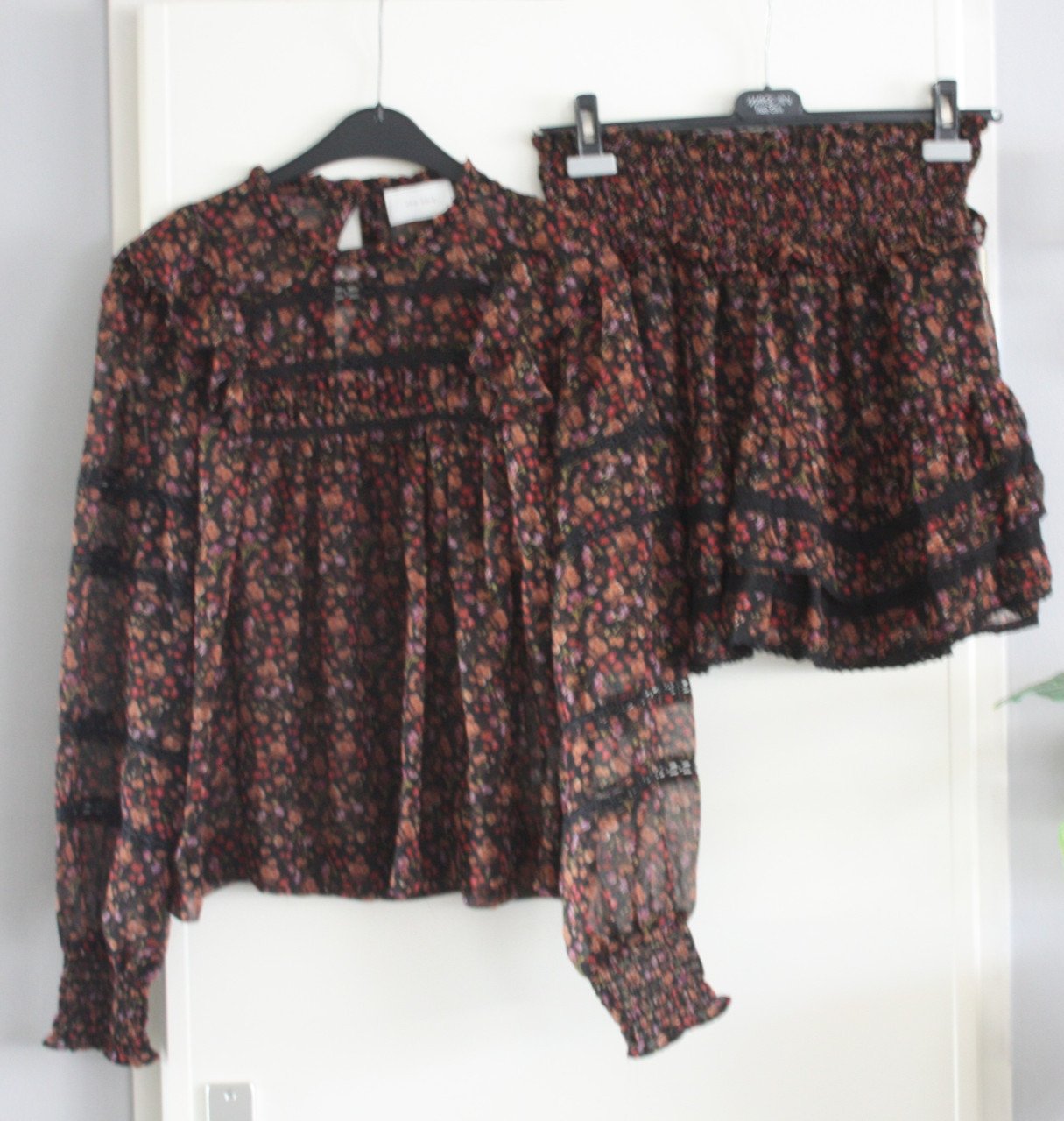 Set blouse en rok met bloemenprint maat 38