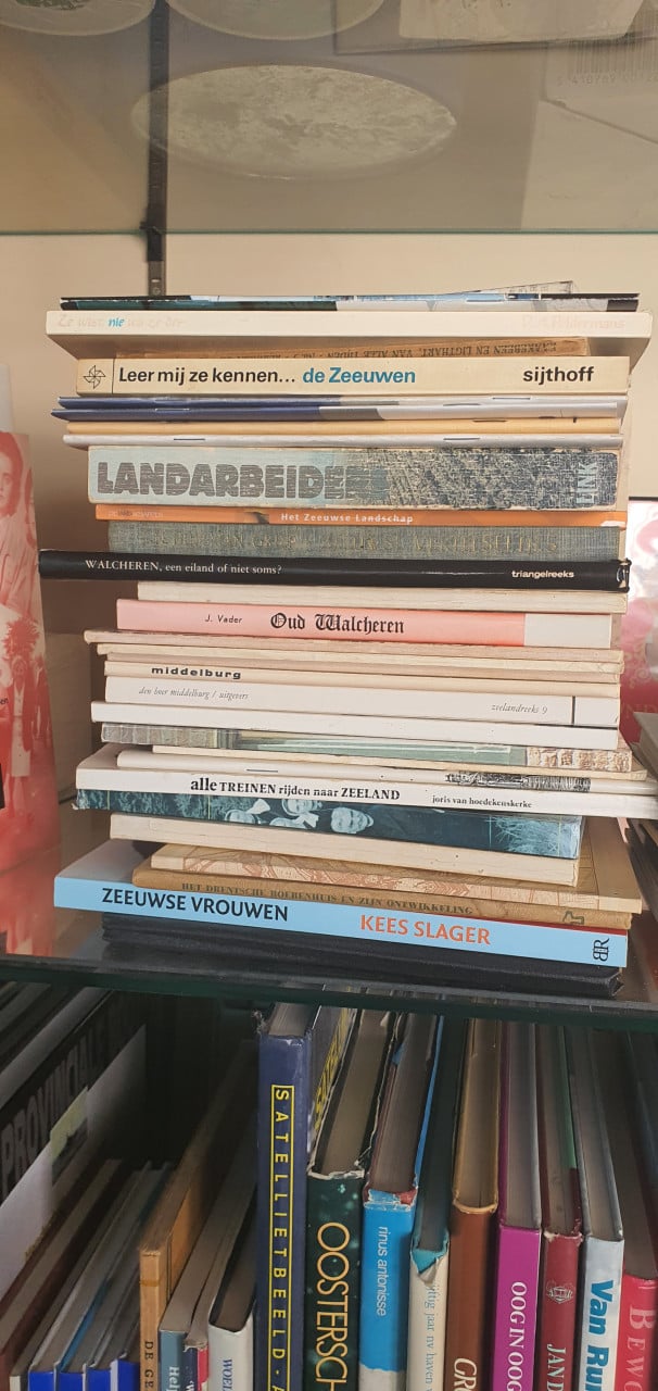 Zeeuwse boeken ruim 300 stuks