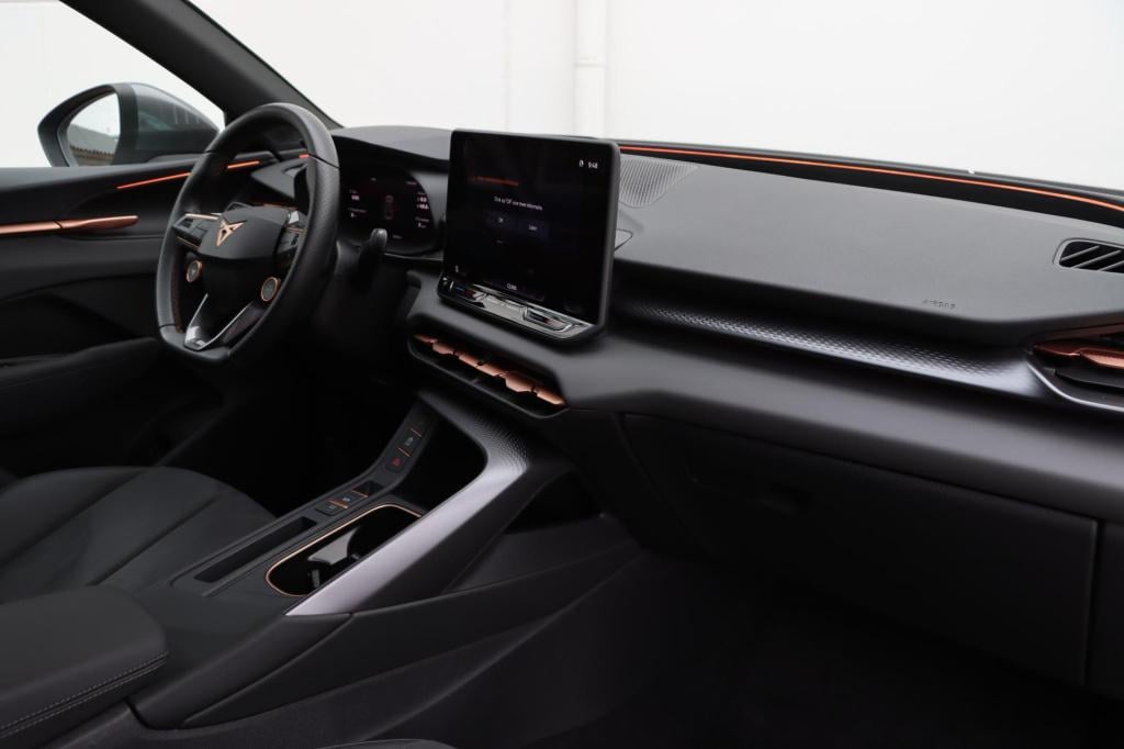 Cupra Terramar 1.5 tsi e-hybrid business 204pk dsg6 | soh 100% |