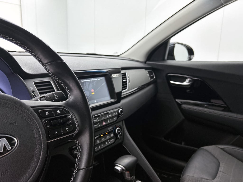 Kia Niro 1.6 gdi hybrid dynamicline | navi | automaat | trekhaak tbv fietse