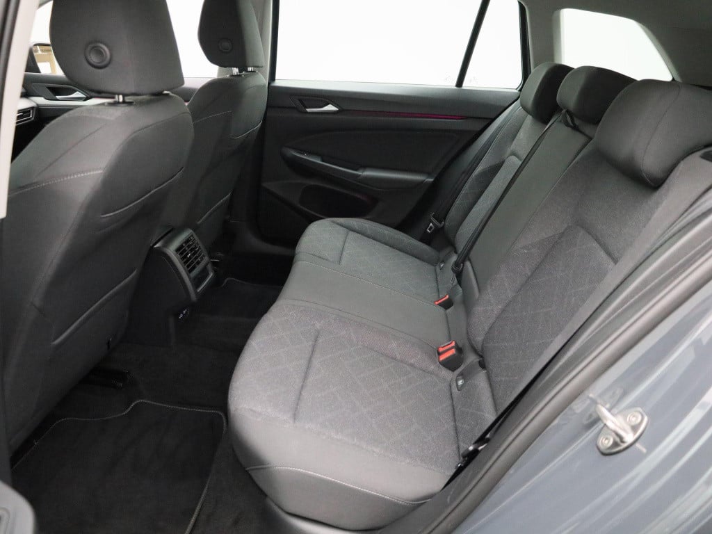Volkswagen Golf variant 1.0 tsi life | lmv | parkeer sensoren | virtual coc