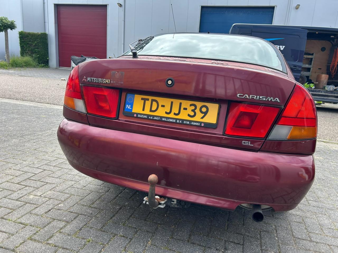 Mitsubishi Carisma 1.6 GL Ijskoude airco!/ BT/ Stuurbekrachtiging