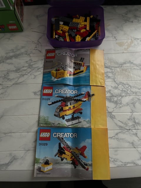 Diverse Lego sets