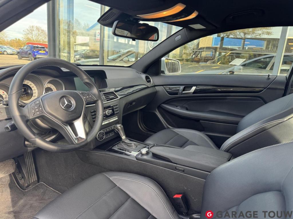 Mercedes-Benz C-Klasse coupé 180 *origineel nl, 2e eigenaar*
