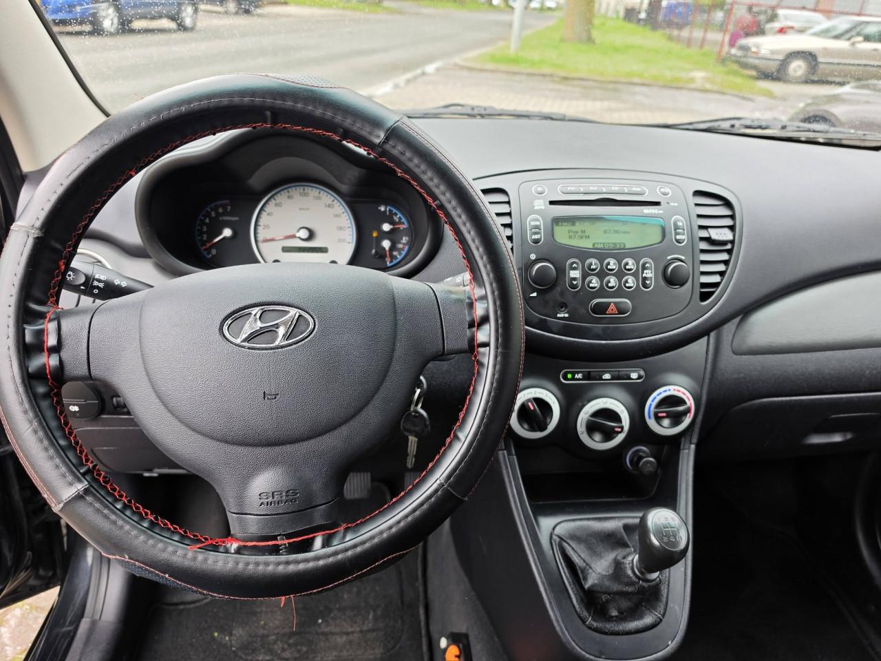 Hyundai i10 1.1 • 5-Deurs • Airco • APK 2027