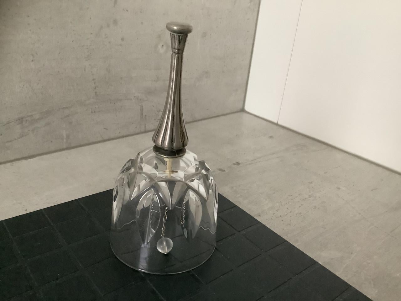 Prachtige Kristallen Tafelbel met Tinnen Handvat