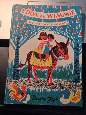 "Edda en Wimmie in de dierentuin" is een kinderboek  door Bouke Jagt. 1976
