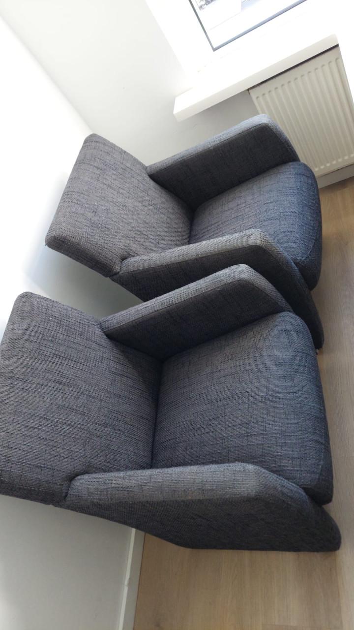 Eettafel beuken & 4 stoelen op wieltjes antraciet weg is pech!