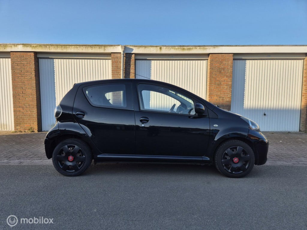 Toyota Aygo 1.0 / airco / 5-deurs