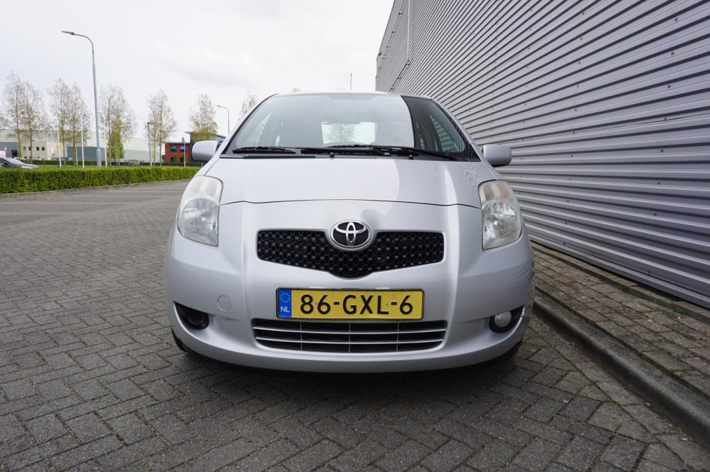 Toyota Yaris 1.3 vvti sol airco / elektr. ramen / nap