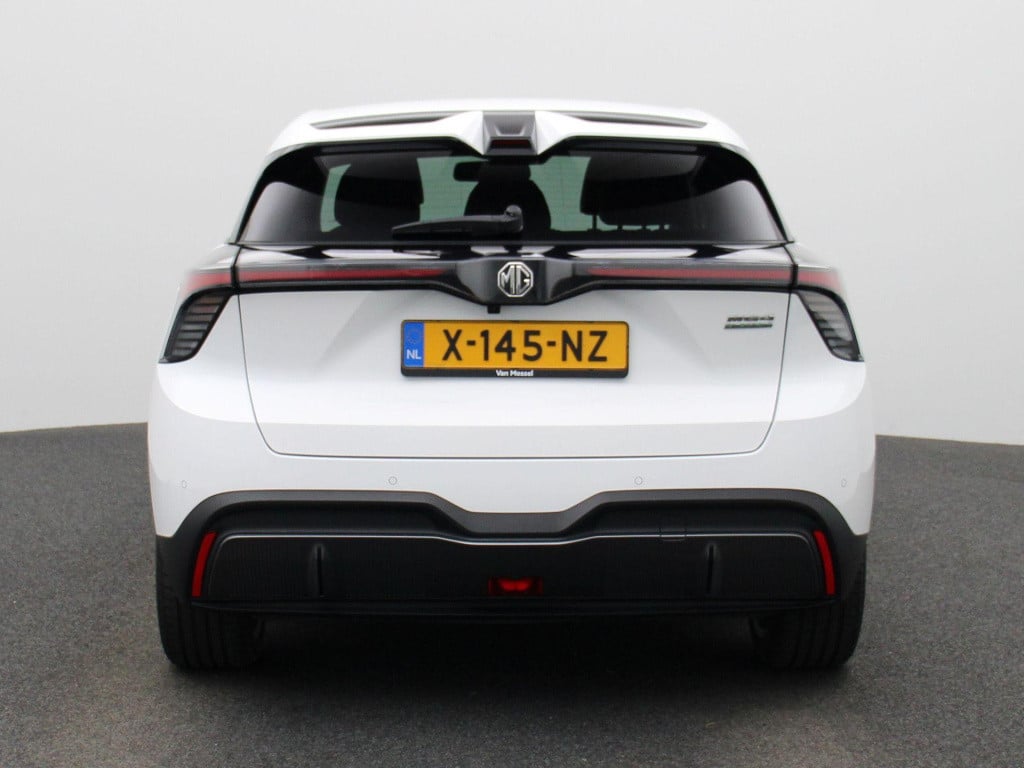 MG 4 luxury 64 kwh | navigatie | climate control | apple carplay / android 