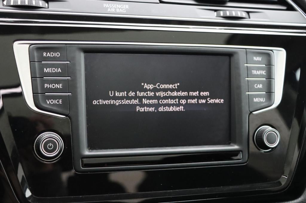 Volkswagen Touran 1.8 tsi highline 180pk dsg7