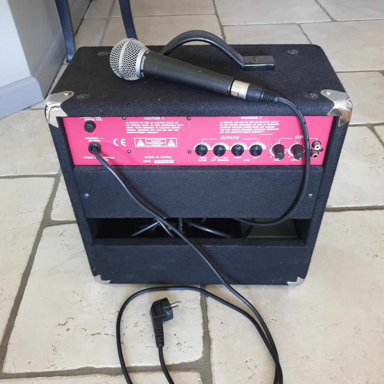 Gitaar versterker incl microfoon