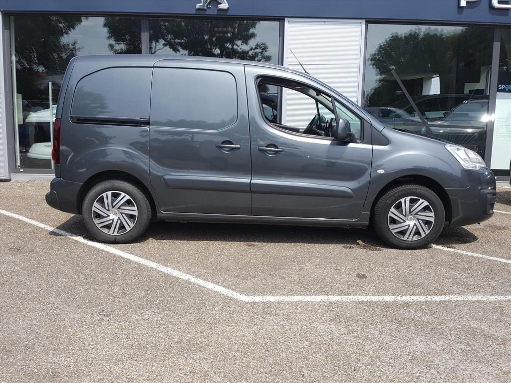 Citroen Berlingo 1.6 100pk benzine 3p navigatie | apple carplay | achterdeu