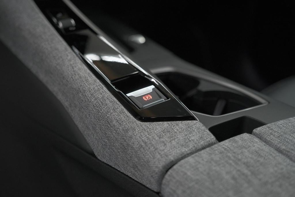 Peugeot 5008 1.2 hybrid 136 gt 7p | adaptieve cruise control | camera | ele