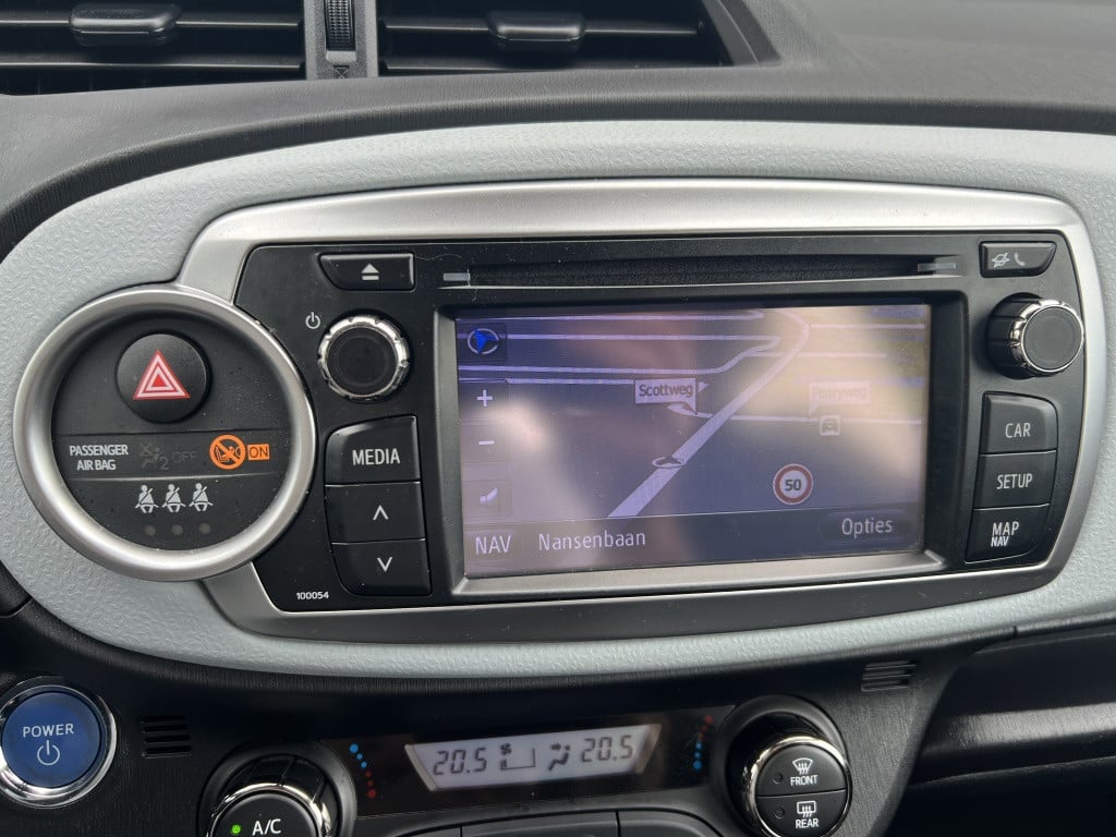 Toyota Yaris 1.5 full hybrid dyn.