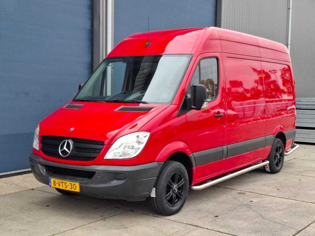 Mercedes-Benz Sprinter 210 2.2 cdi 366 hd 3 zits / side bars / perfect voor