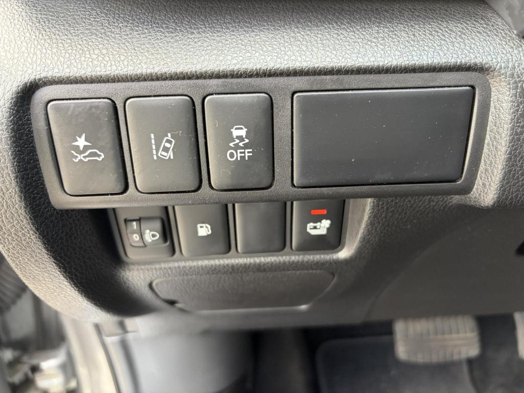 Mitsubishi Eclipse Cross 2.4 phev intense+