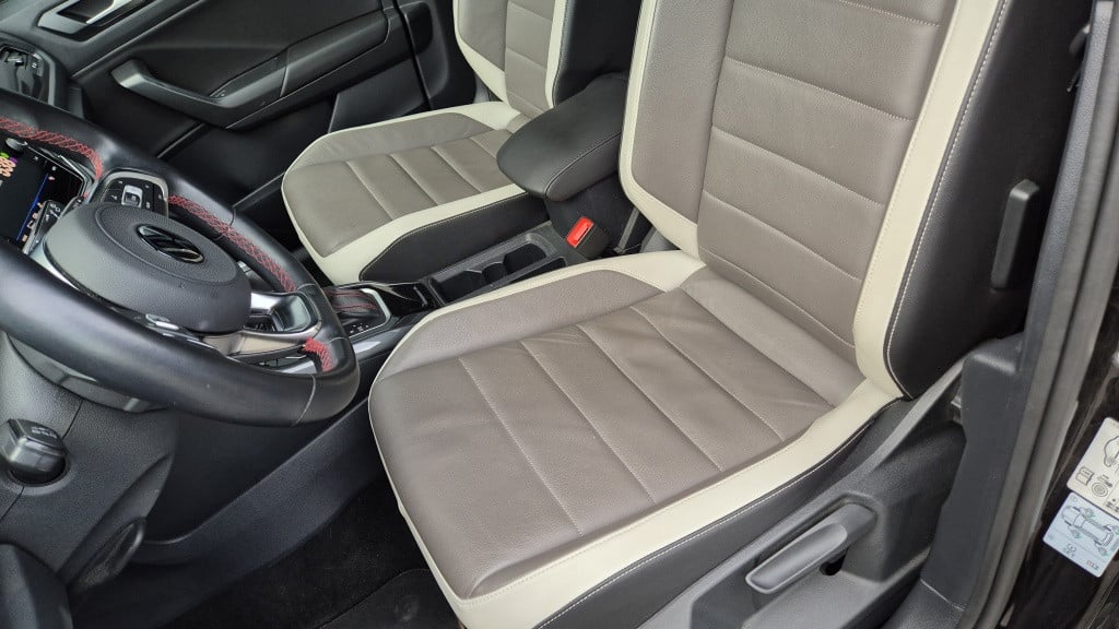 Volkswagen T-roc 1.5 tsi sport*navi*clima*led*lane ass*vitrual*18 inch*auto