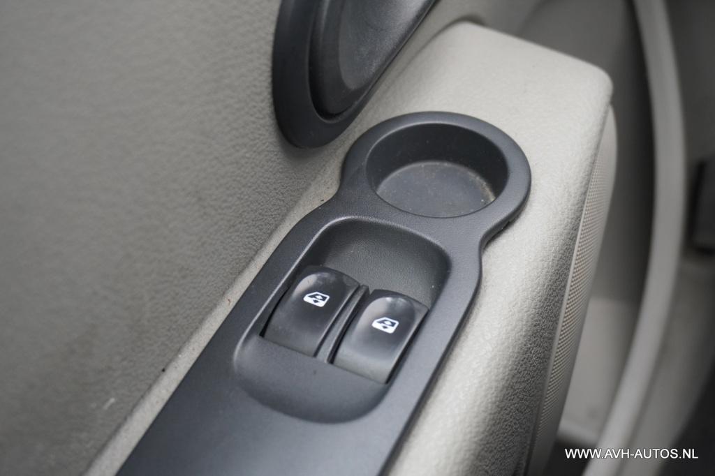 Renault Modus 1.2-16v accès