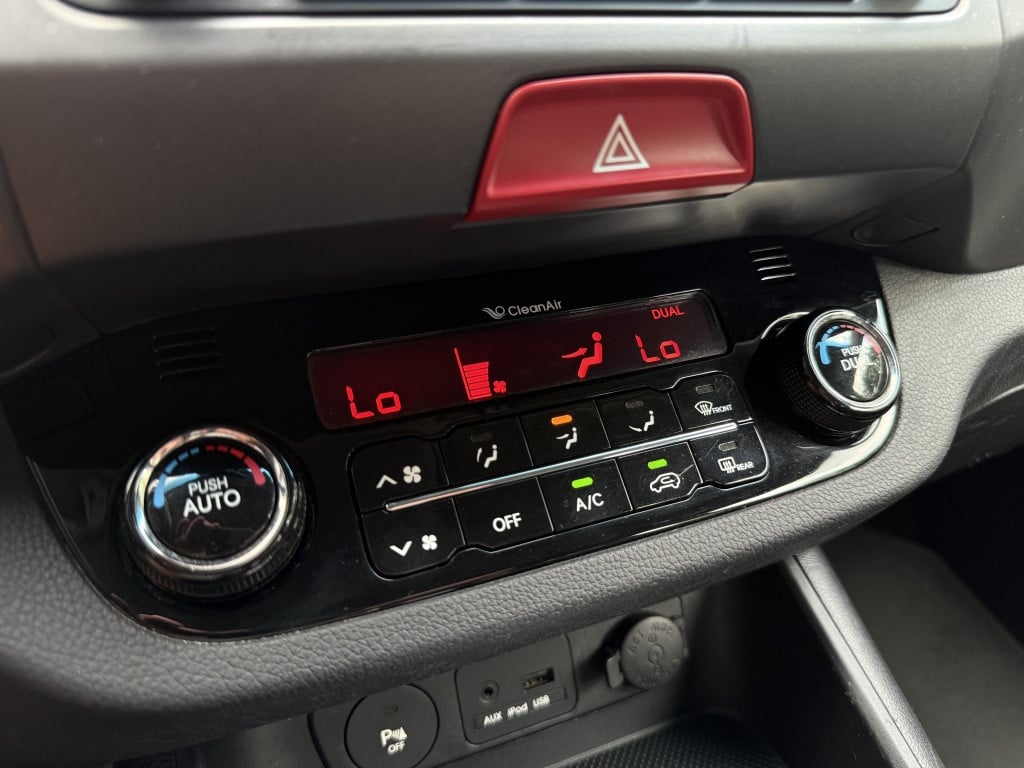 Kia Sportage 1.6 gdi x-ecutive +