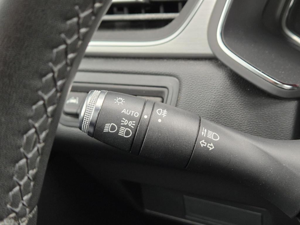 Renault Captur 1.0 tce 90 intens camera, navigatie, 18" lm velgen, apple/an