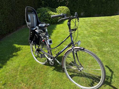 Polisport: Een degelijk en veilig kinder achter-zitje voor op de fiets