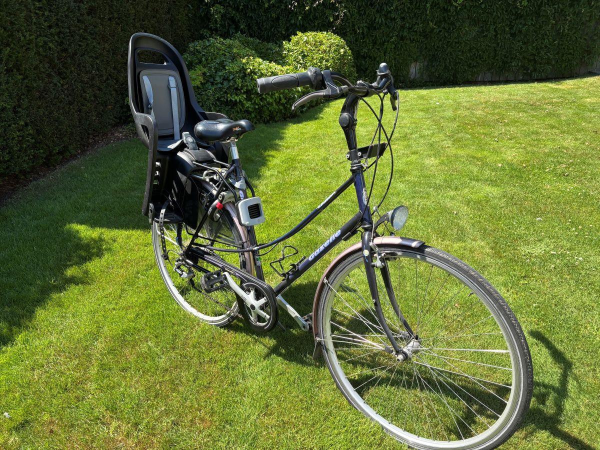 Polisport: Een degelijk en veilig kinder achter-zitje voor op de fiets