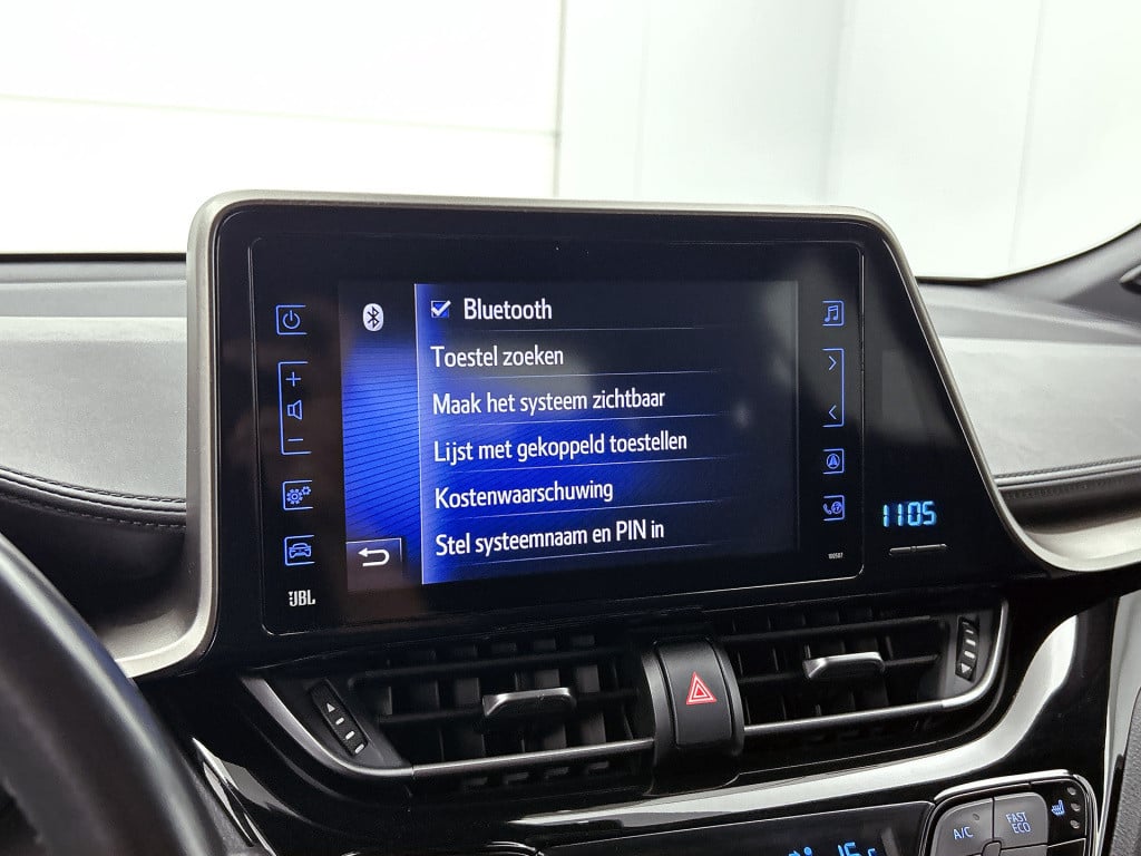 Toyota C-hr 1.8 hybrid style | trekhaak |