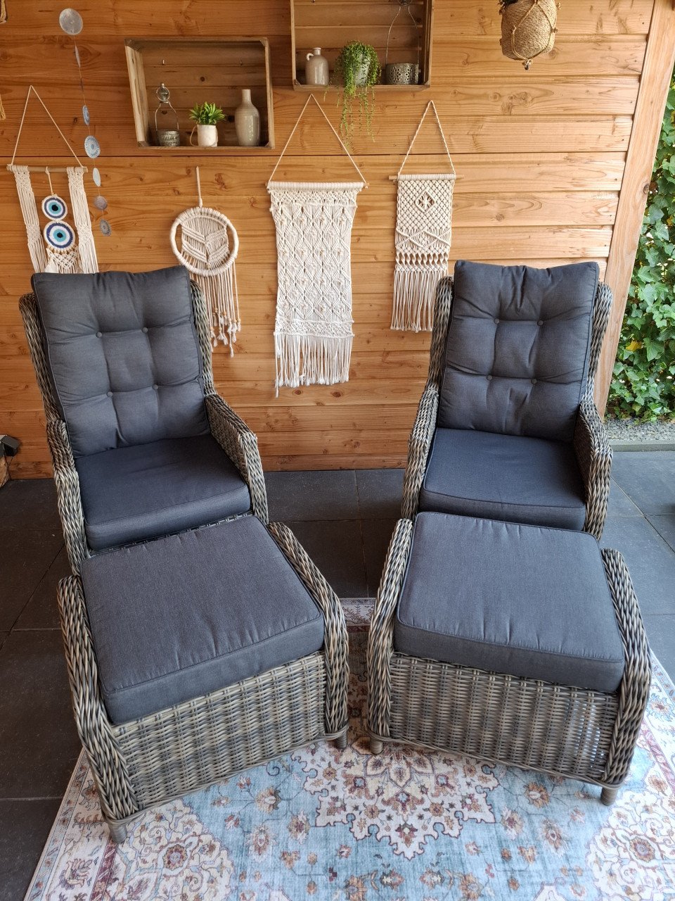 TE KOOP: mooie tuinset