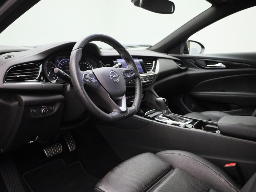 Opel Insignia sports tourer 1.5 turbo business executive | automaat | opc-l