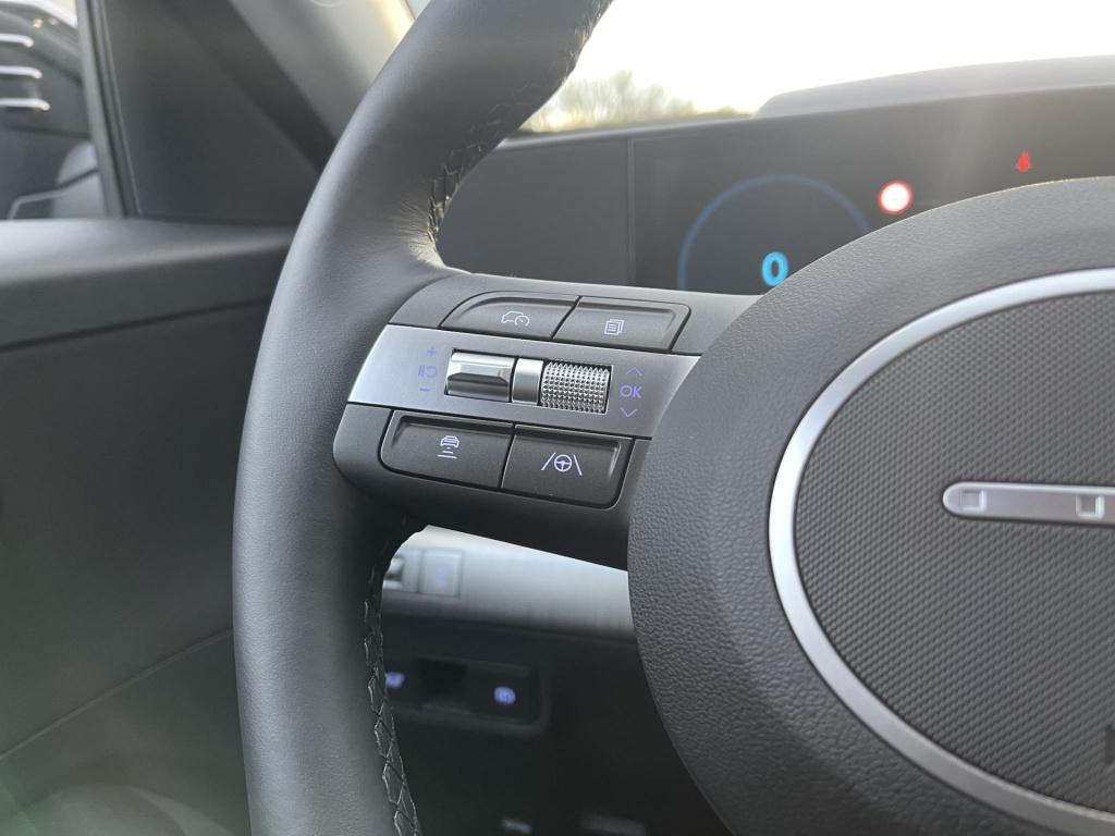 Hyundai Kona electric comfort smart 64.8 kwh met dodehoek detectie!