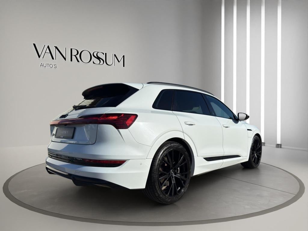 Audi E-tron e-tron 50 quattro launch edition black | pano | s-line | 22"| g