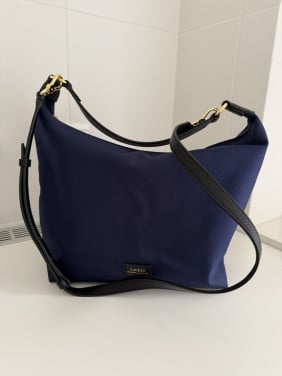 Nieuwe handtas donkerblauw