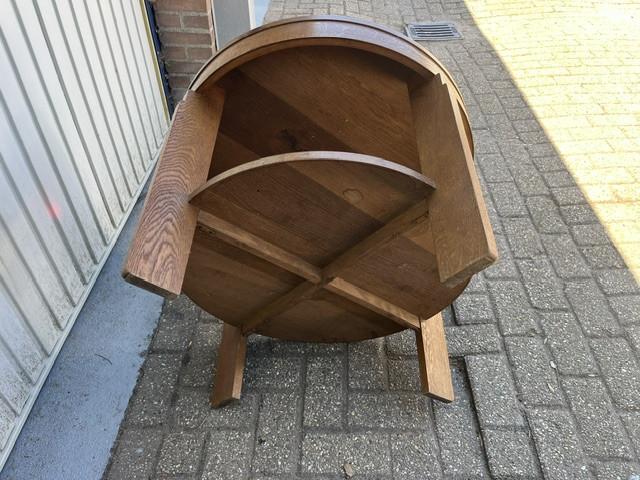 Bijzettafel rond eikenhout Amsterdamse school Art Deco