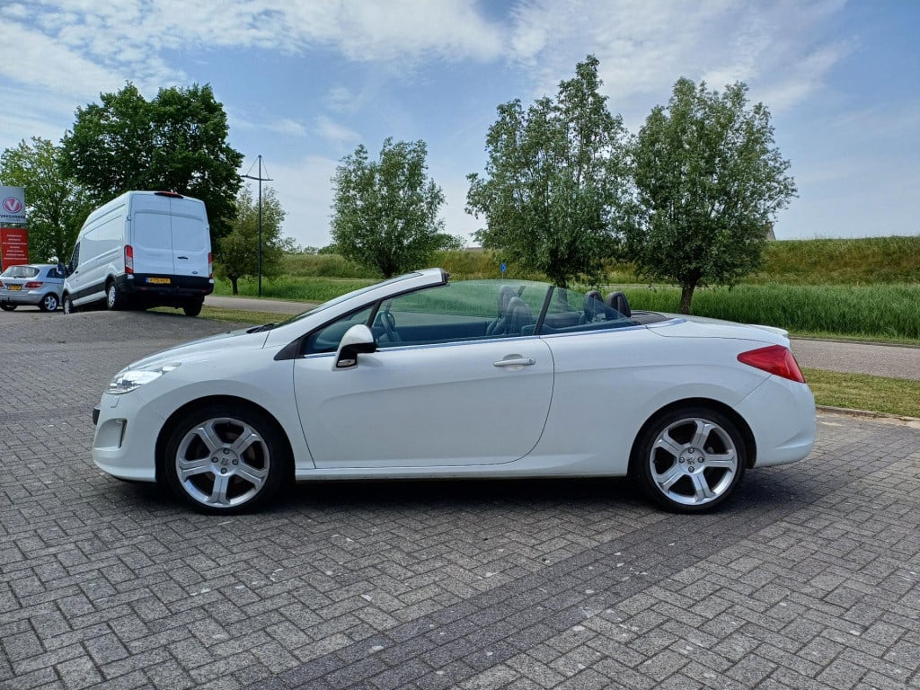 Peugeot 308 cc 1.6 thp feline cabrio coupe