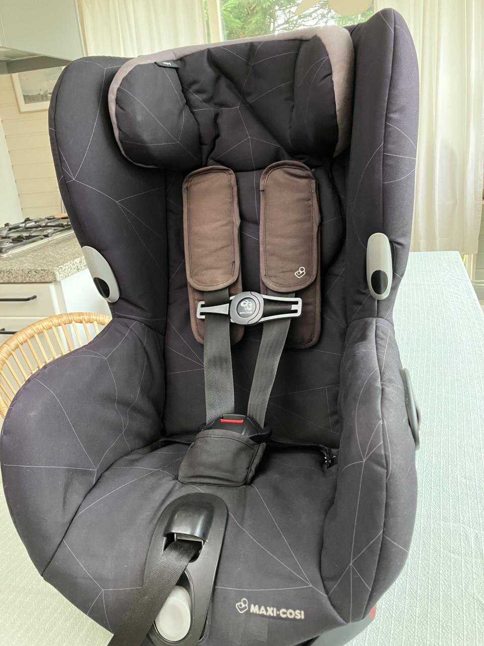 Maxi Cosi Axiss Draaibare Autostoel 8-19kg