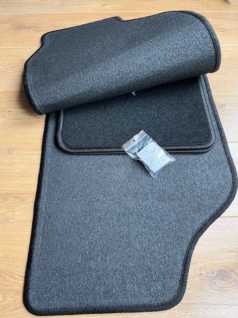 Nieuwe automatten set